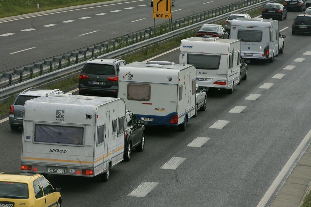Na Starodu čakajo 3 ure, 1 uro pa na Dragonji